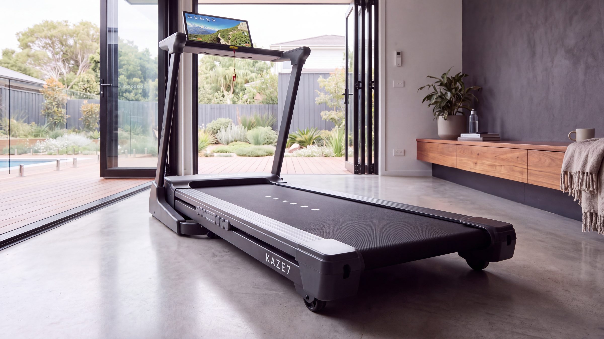 The running deck of the ON:PACE KAZE 7